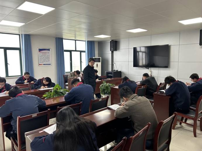 建材公司、檢測公司聯(lián)合開展管理人員業(yè)務(wù)提升考試